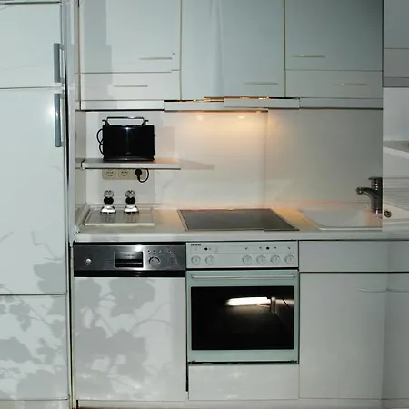 Artist Schwabing Apartment
