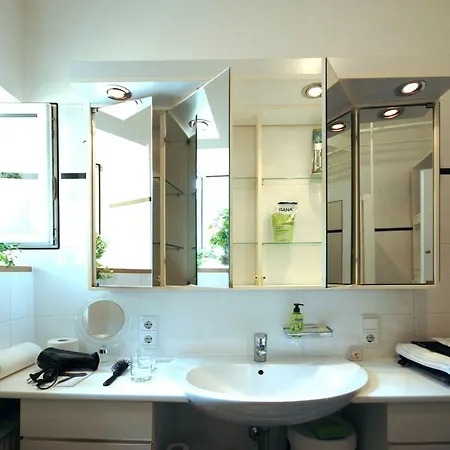 Artist Schwabing Apartment Munich