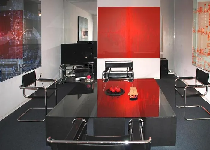 アパート アーティスト レジデンス シュヴァービンク